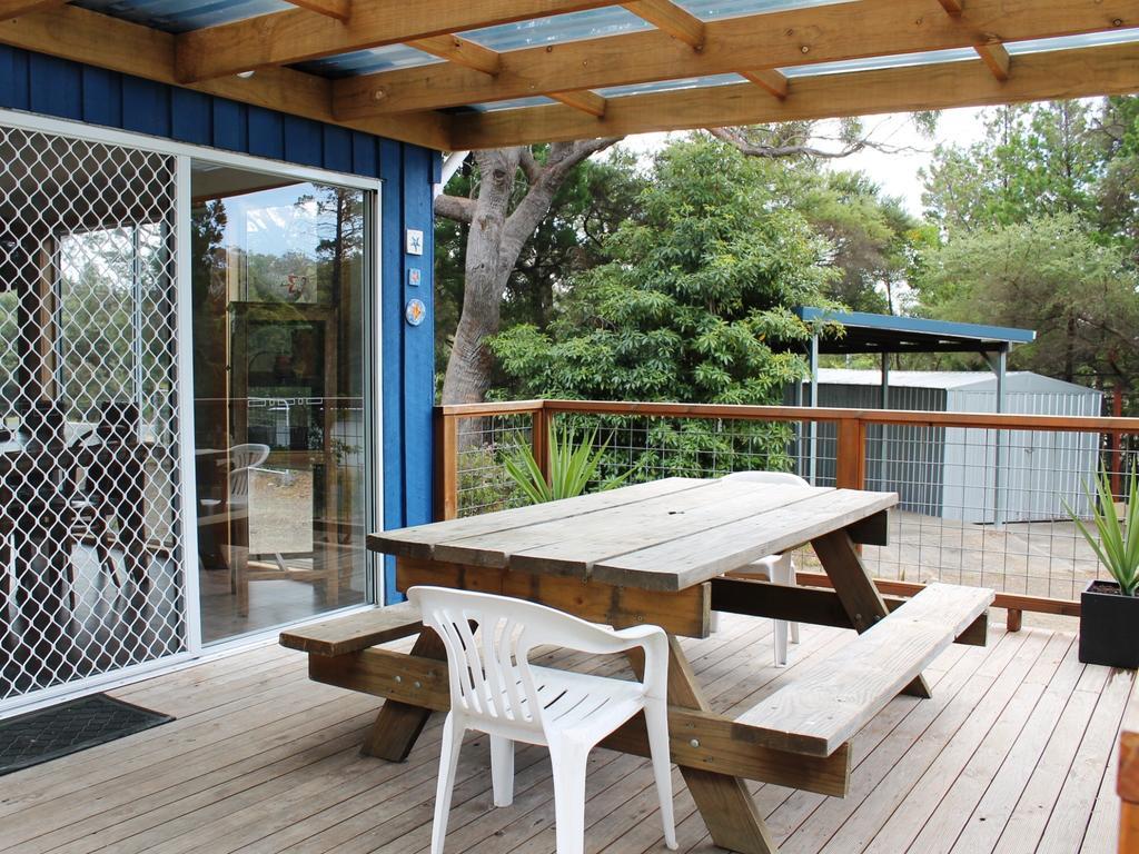 The Blue Shack Villa Coles Bay Room photo
